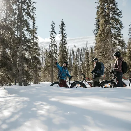 מלון Lapland Yllaeskaltio Äkäslompolo