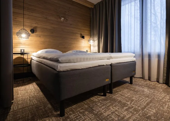 מלון Lapland Yllaeskaltio 3*