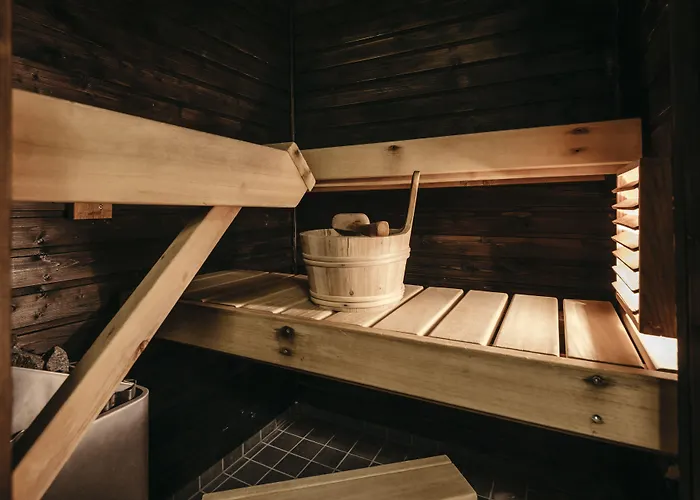 מלון Lapland Yllaeskaltio 3*